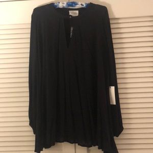 Black Key-hole Tunic Swing Dress